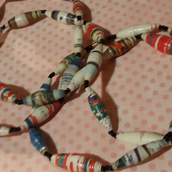 Necklace - Picture 2 of 3